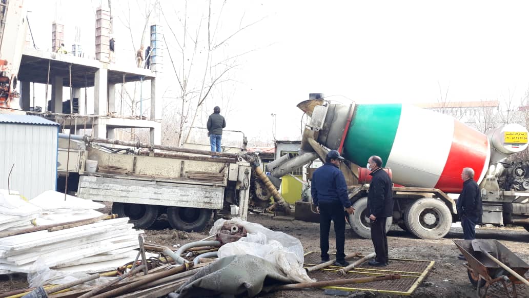 بتن ریزی سقف اول مسکونی ارغوان 20 دی ماه